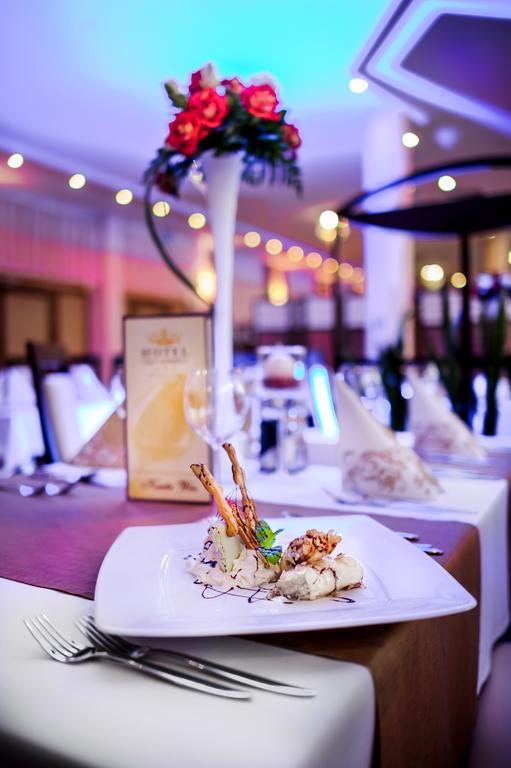 Trzy Korony Hotel Głogów Małopolski Eksteriør billede